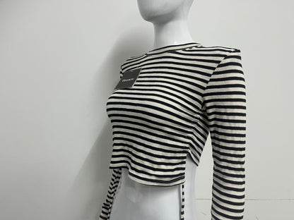【Drenew Striped Ribbed Cropped Top】—— Timeless Style with Modern Edge