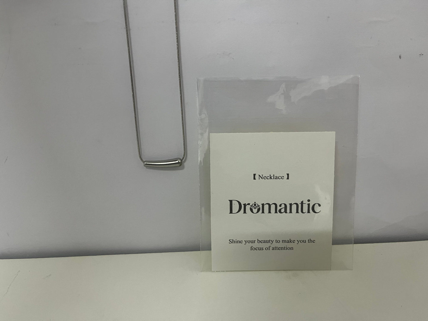 【Dromantic Necklaces [jewellery]】——Dromantic Minimalist Silver Curved Pendant Choker - Effortlessly Elevate Your Look