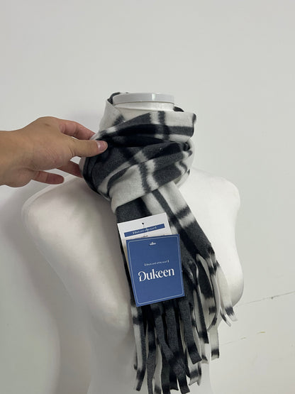 Dukeen Scarfs Black and White Plaid Fringe Scarf - A Fashionable Choice for Autumn and Winter Retro Style and Warmth