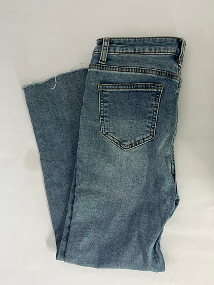 Dukeen Light Blue Frayed Jeans - A Must-have for Daily Wear with Retro and Trendy Style
