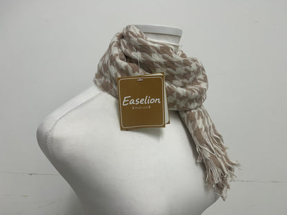 【Easelion Beige Herringbone Plush Scarf】—— Stylish & Cozy Accessory for Daily Layering