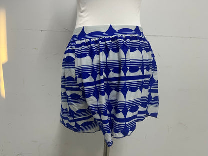 【ElfMount Blue & White Geometric Wide-Leg Shorts】—— Vibrant & Comfortable Bottoms for Casual Styling
