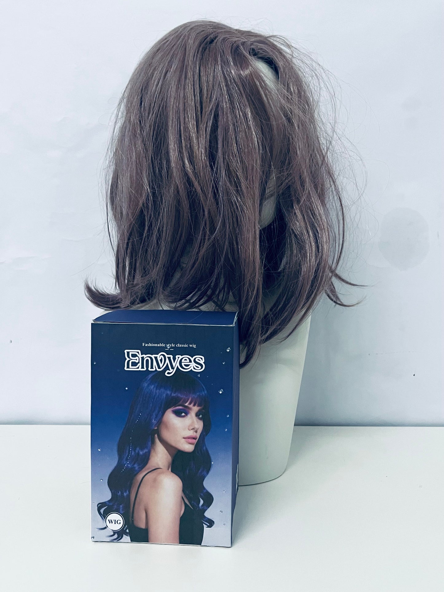 Envyes Ash Brown Medium-Length Wig for Women, Fluffy Curly Fashion Wig, Soft High-Temperature Fiber Synthetic Wig, Natural Looking Daily Party Cosplay Wig