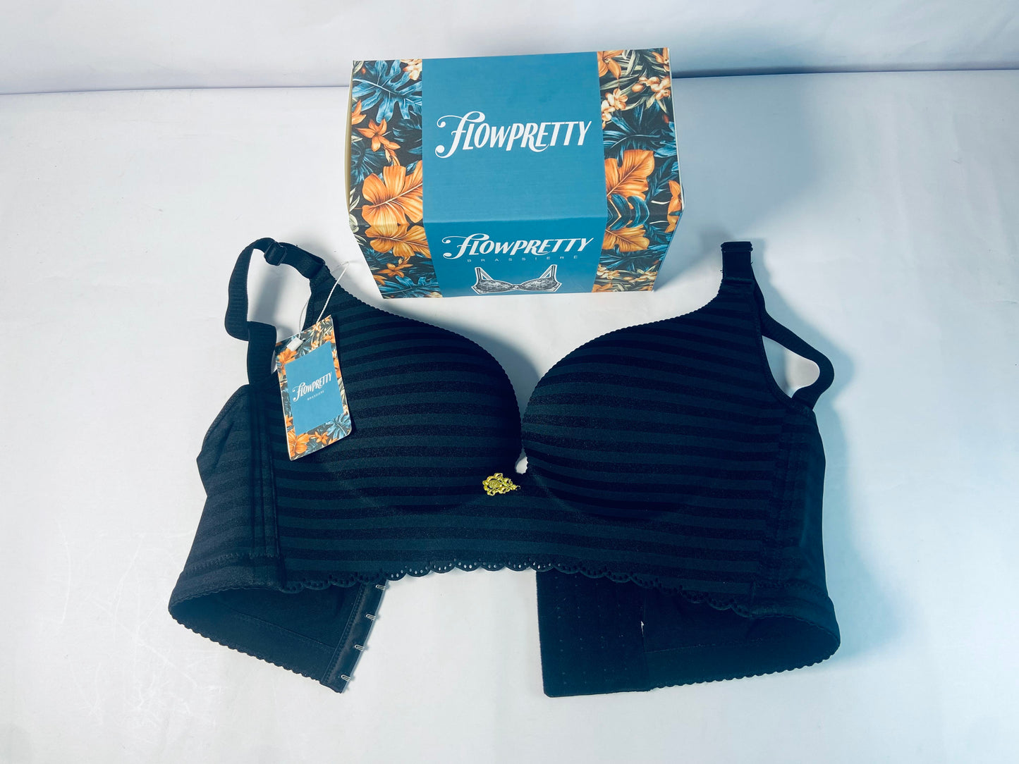 FLOWPRETTY Womens Soft Comfortable No Underwire Bras V Neck Seamless Push Up Bralettes Full Coverage Tshirt Brassiere
