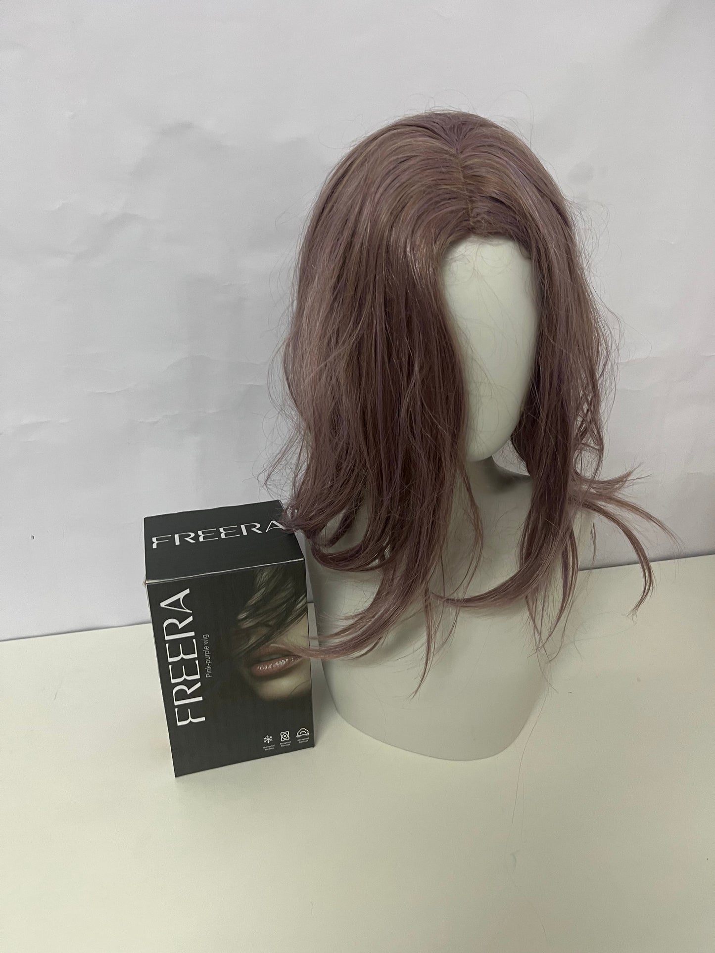 FREERA Misty Pink-Brown Medium-Length Wig Natural & Fluffy Stylish Look A Hair Accessory for Easy Style Switching