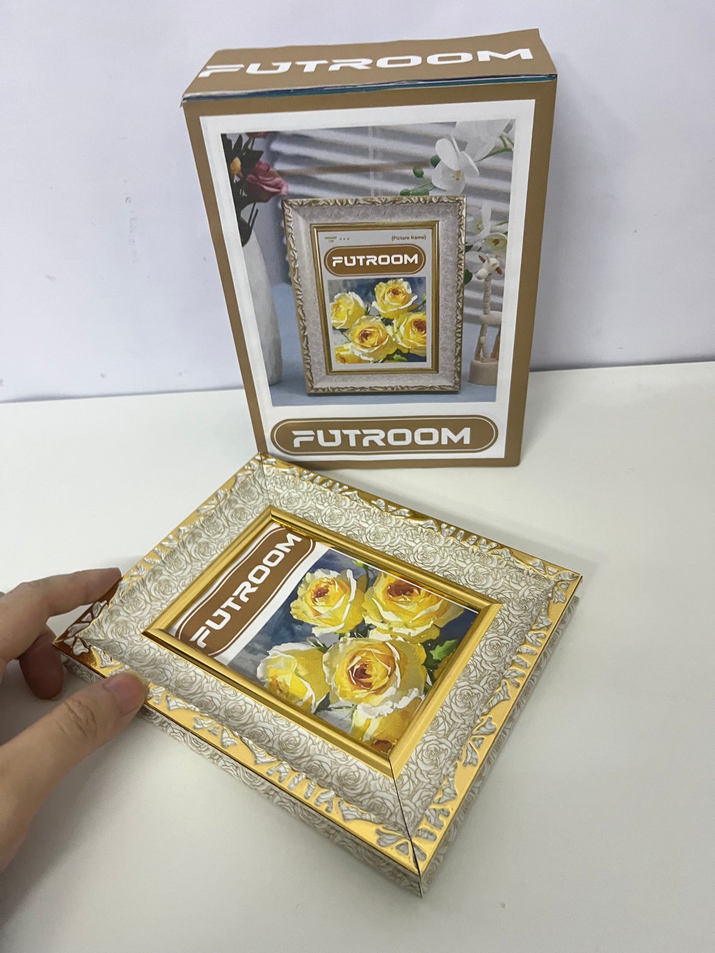 [FUTROOM Picture frames]-European Rose Embossed Picture Frame - Luxury Desktop/Wall Decor
