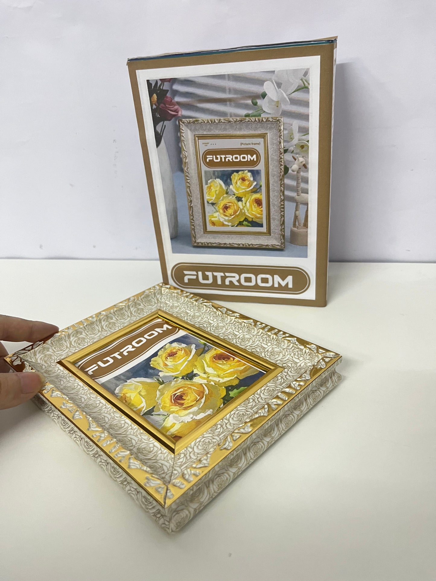 [FUTROOM Picture frames]-European Rose Embossed Picture Frame - Luxury Desktop/Wall Decor