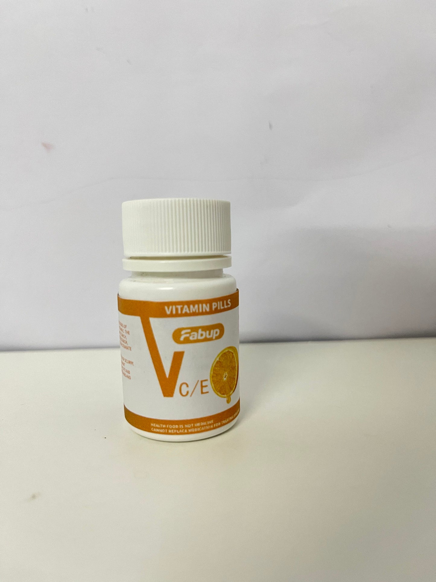 Fabup Vitamin Pills (VC/E): Daily Antioxidant Nutritional Supplement with Portable White & Orange Packaging