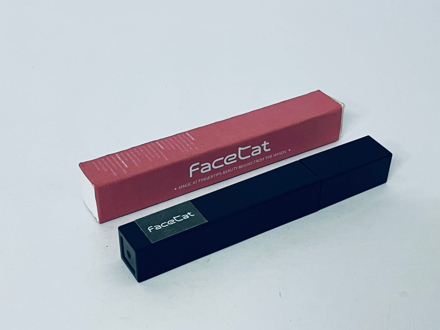 FaceCat Mascara Mascara - Thickening, Lengthening Black Mascara, Smudge- & Flake-Free, Suitable for Sensitive Eyes