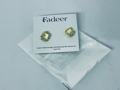 Fadeer Crystal Stud Earrings for Women Gifts Fashion Jewelry