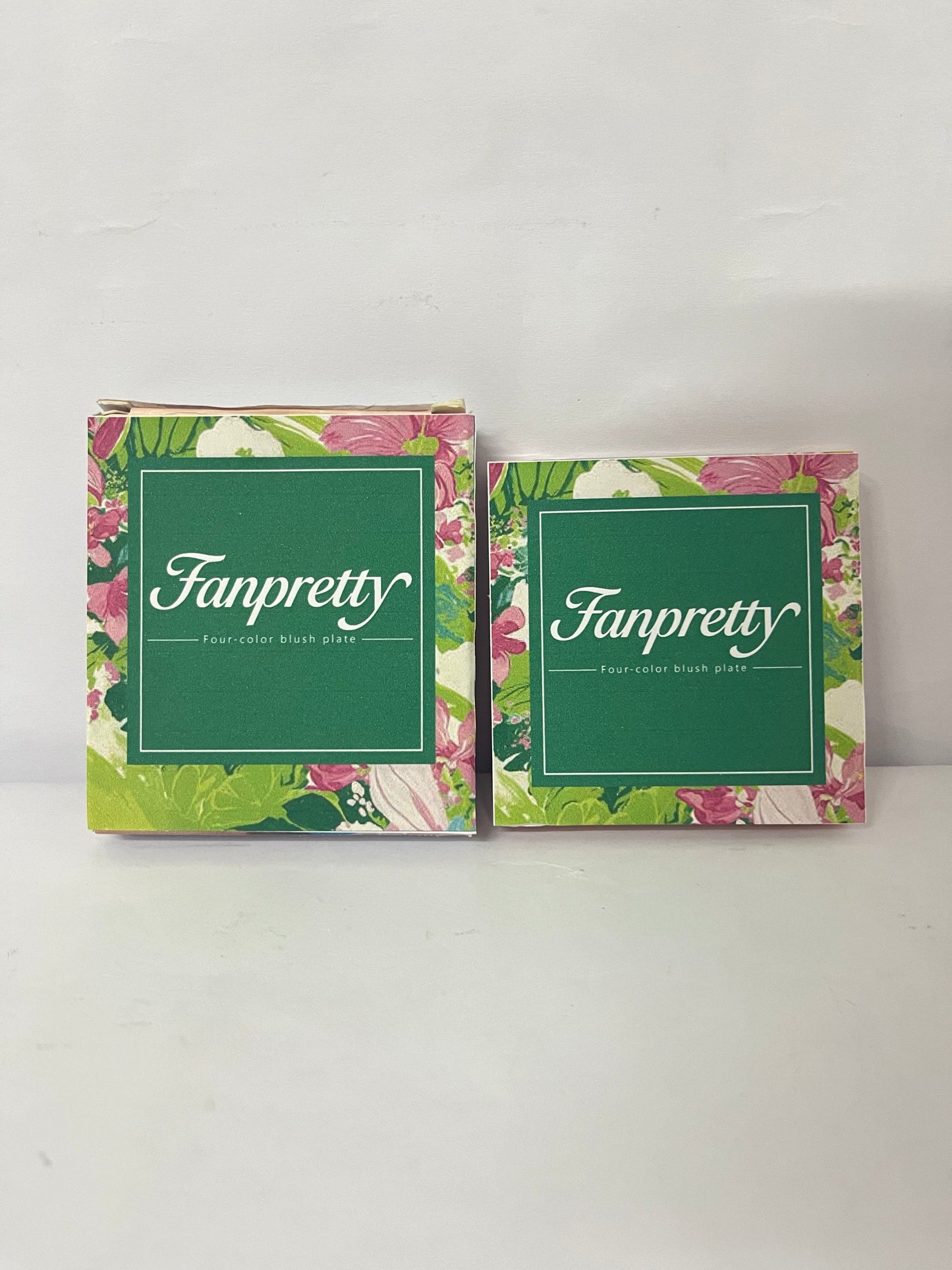 Fanpretty Eyeshadow palettes 4 Colors Blush Palette for Cheeks with Make Up Brush,Face Matte Contour Blush Makeup Palette,Buildable Shimmer Facial Cheek Blusher Shades,Blendable Cosmetic Makeup Blush