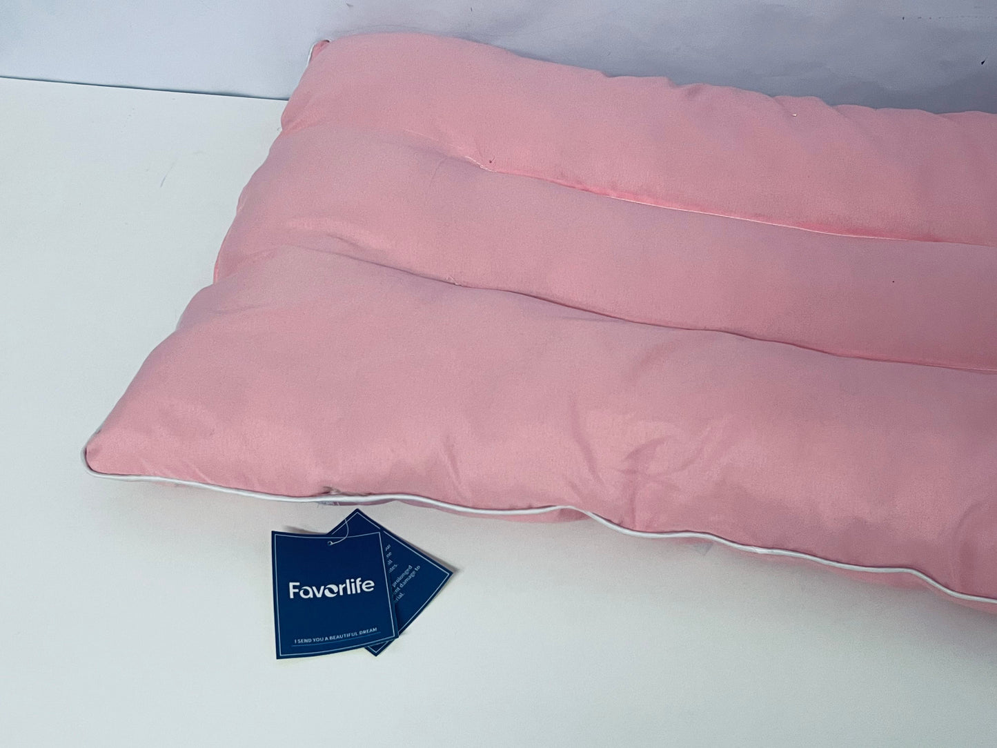 【Favorlife Light Pink Sectioned Pillow】—— Cozy Companion for Daily Rest & Relaxation