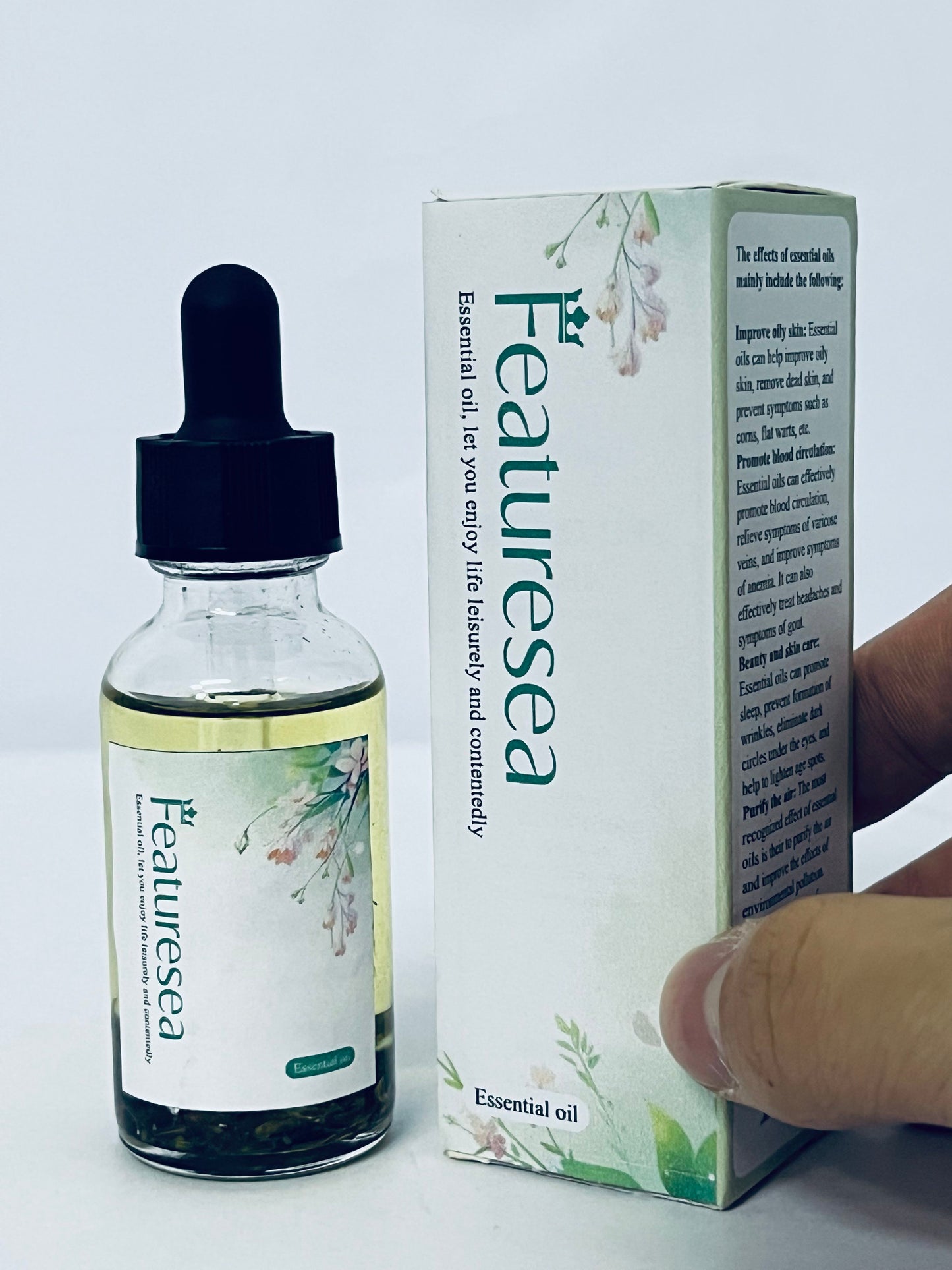 Featuresea Frankincense Essential Oil, 100% Pure & Natural Frankincense Oil for Hair, Face, Body Massage, Lift Skin, Aromatherapy, Bath