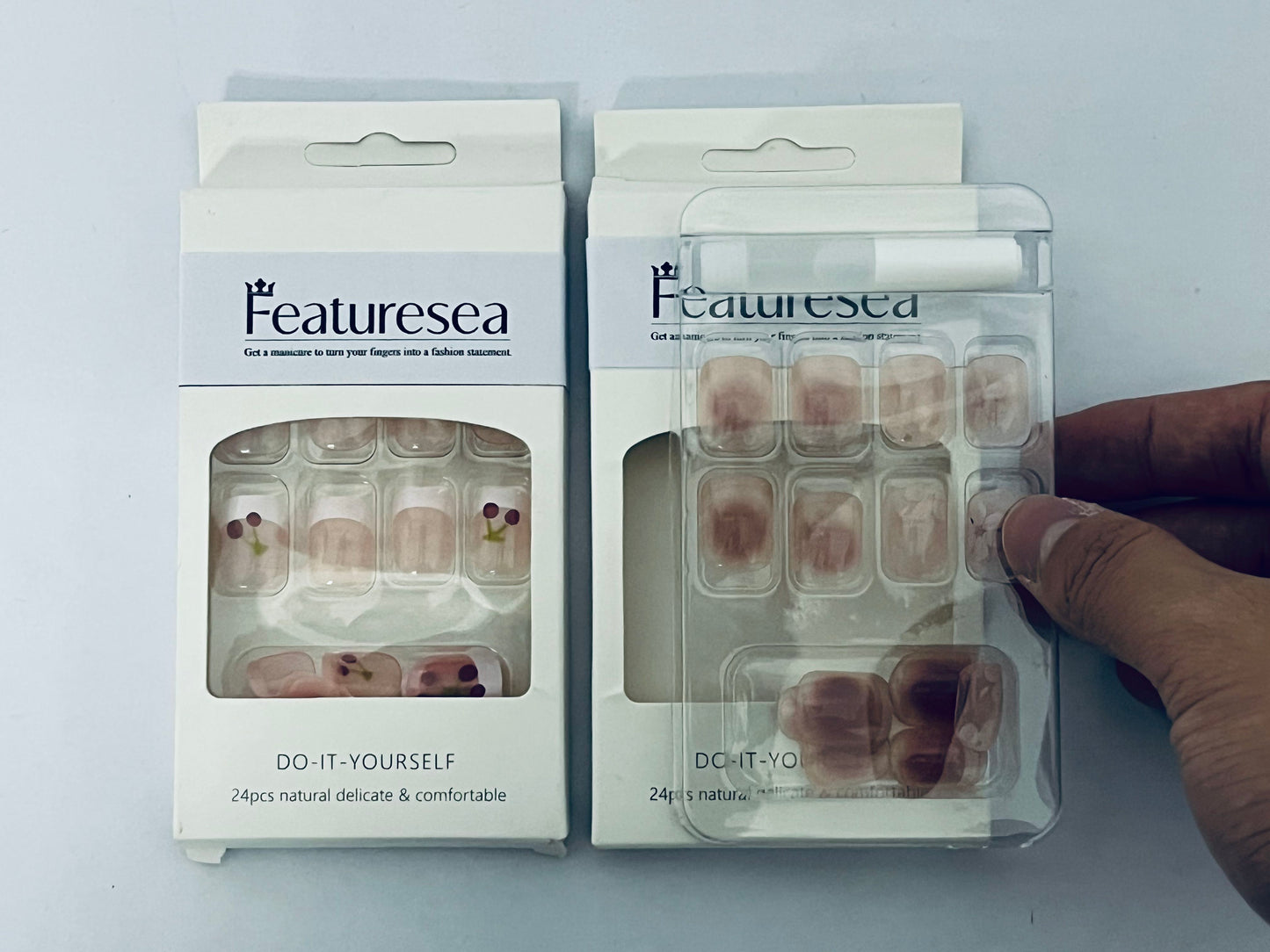Featuresea 24Pcs Pink Press - on Nails, Short Square Fake Nails with Floral Details, Natural & Comfortable Artificial Nails for Women