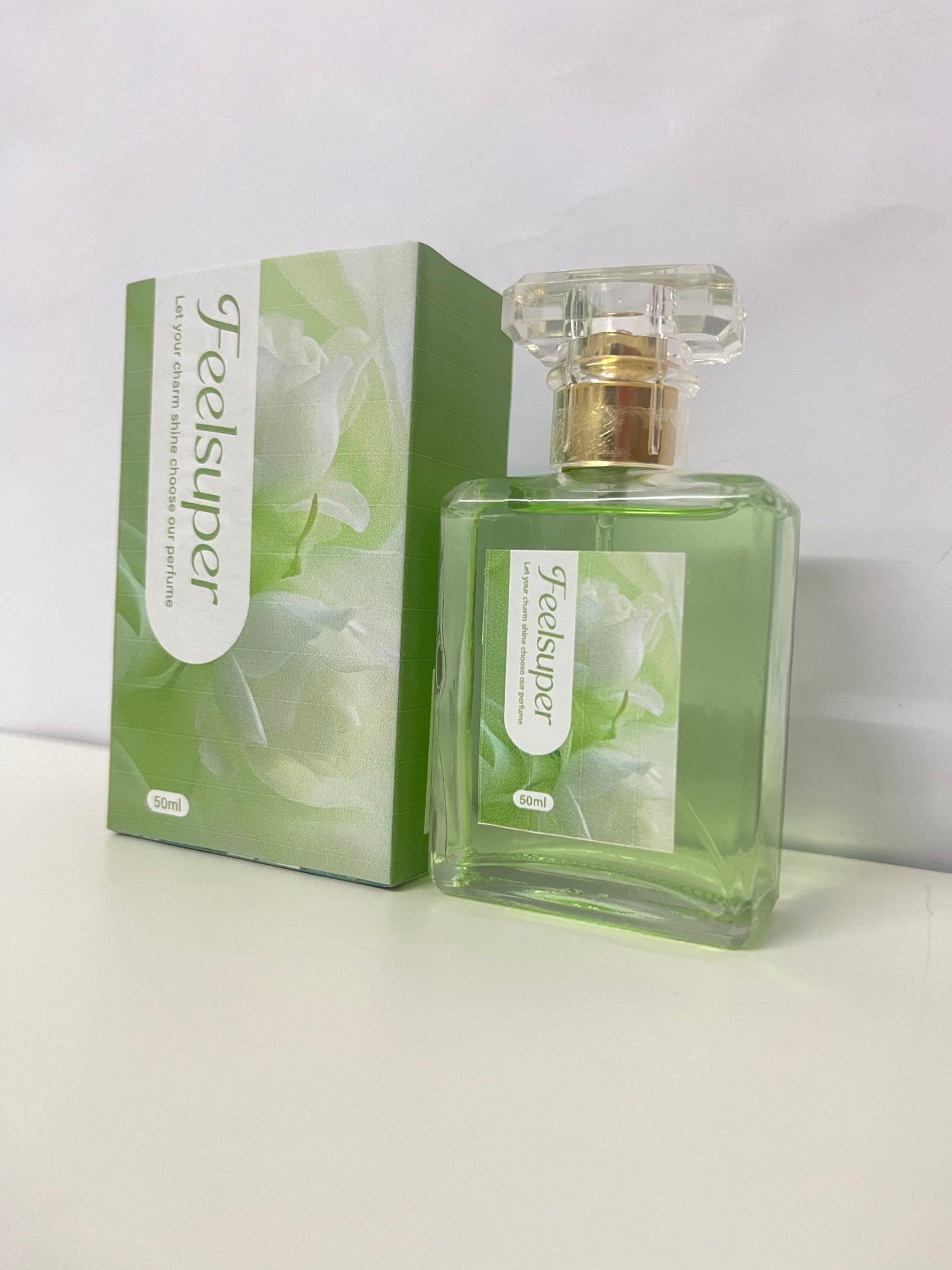 Feelsuper Fresh Green Tea & White Floral Perfume: A Refreshing "Oxygen-Style" Fragrance