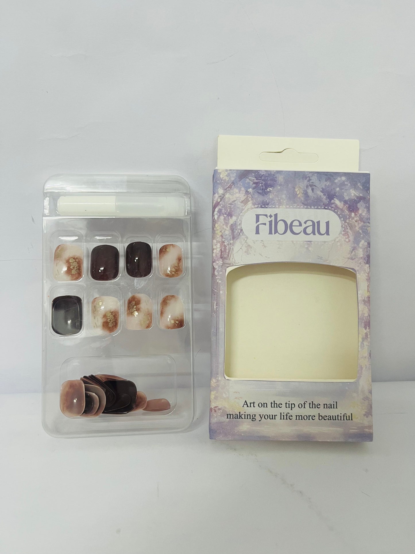 Fibeau 24 PCS Christmas Press on Nails Black Short Square - Winter Fake Nails Glue on Nails Press ons Nail Art Tips with White Ombre Clouds Glossy Design Full Cover Acrylic False Nails Stick on Nails