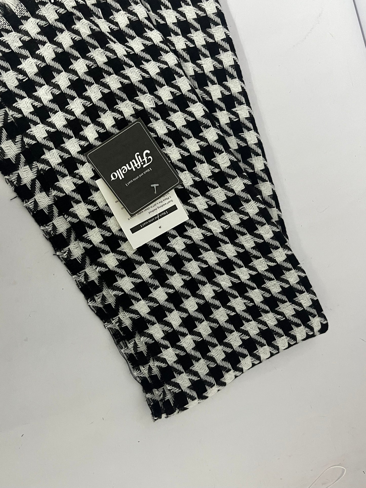 Fifthello Winter Warm Knitted Scarf Women's Premium Houndstooth Collar Scarves