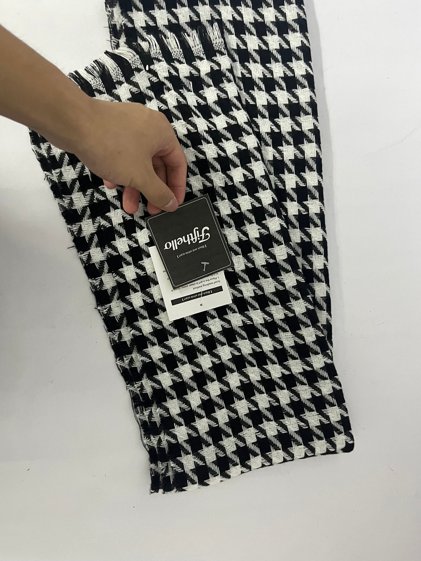 Fifthello Winter Warm Knitted Scarf Women's Premium Houndstooth Collar Scarves