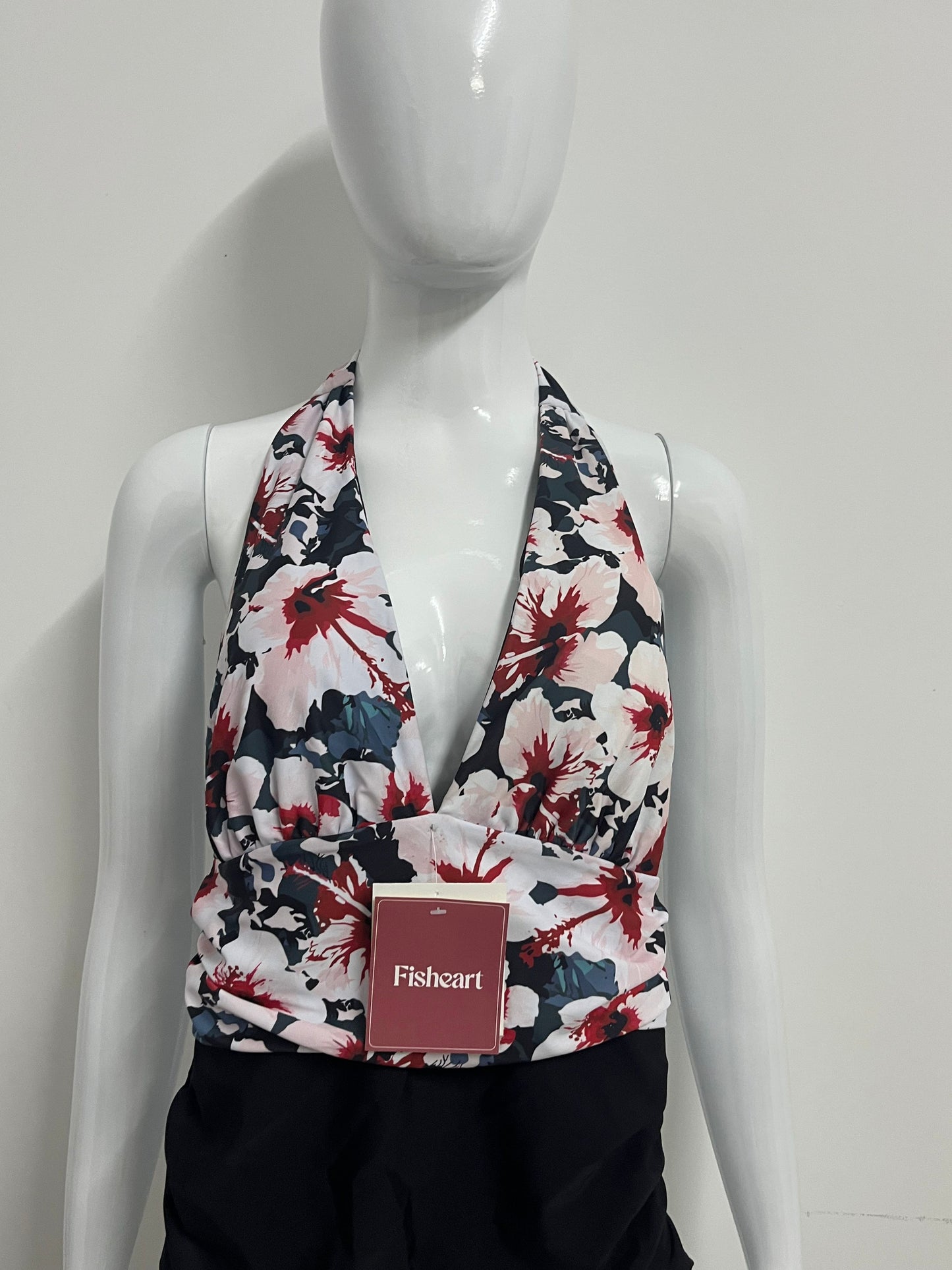 【Fisheart Halter Floral Swimsuit】—— Stylish & Flattering Beach Wear