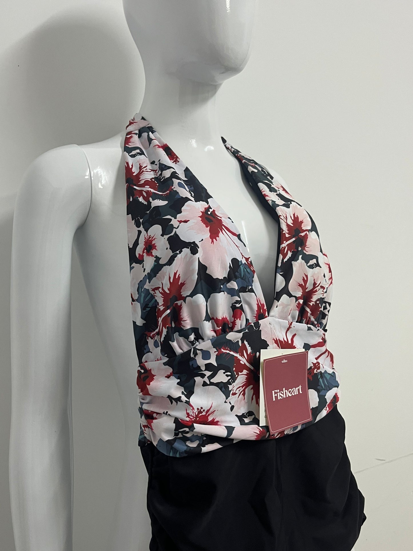 【Fisheart Halter Floral Swimsuit】—— Stylish & Flattering Beach Wear