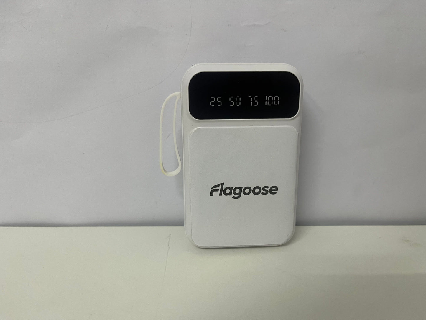 Flagoose Digital Display Large-Capacity Power Bank A Long-Lasting Portable Charging Essential