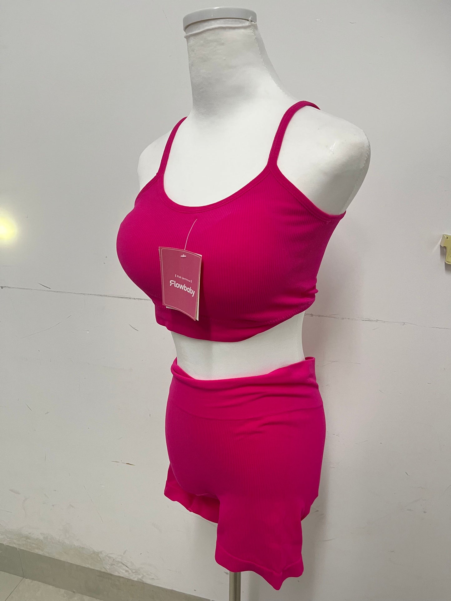 Flowbaby Tracksuits Women's Sportswear Set Camisole Sports Bra + High-Waisted Sport Shorts Vibrant & Fashionable First Choice for Yoga & Fitness