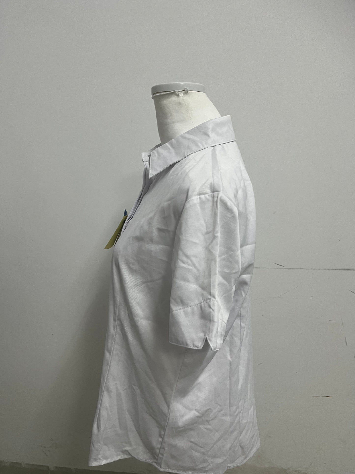 【Flowfox Short-Sleeve White Cotton Shirt】—— Classic & Breathable Daily Essential