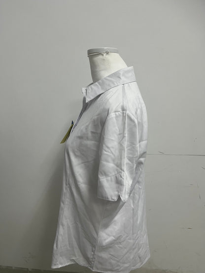 【Flowfox Short-Sleeve White Cotton Shirt】—— Classic & Breathable Daily Essential