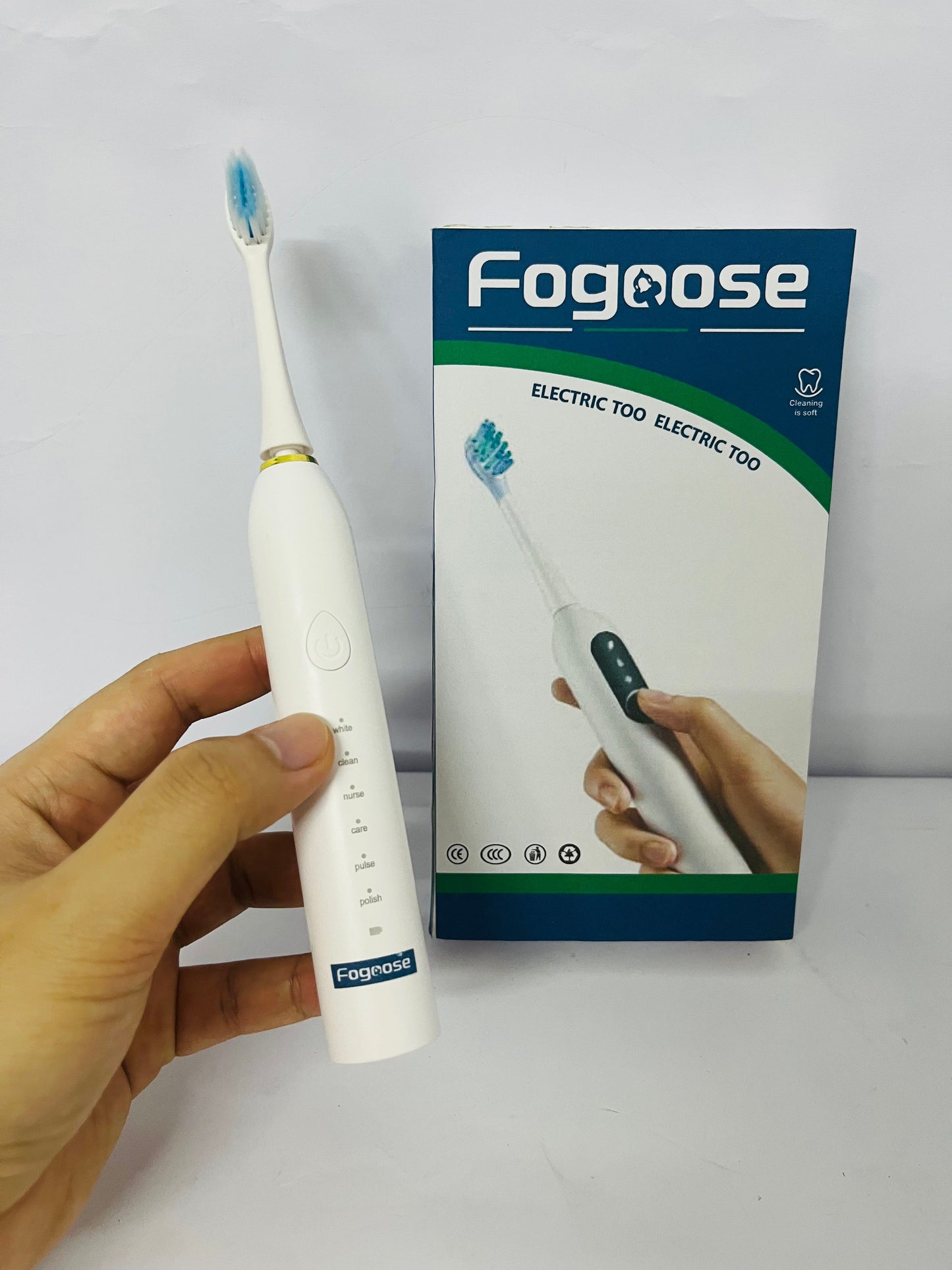 Fogoose Electric Toothbrush for Adults, 20000 VPM, 5 Cleaning Modes, 90-Day Battery Life, Built-in Smart Timer, IPX7 Waterproof Rechargeable Toothbrush, 2 Interchangeable Brush Heads (White)