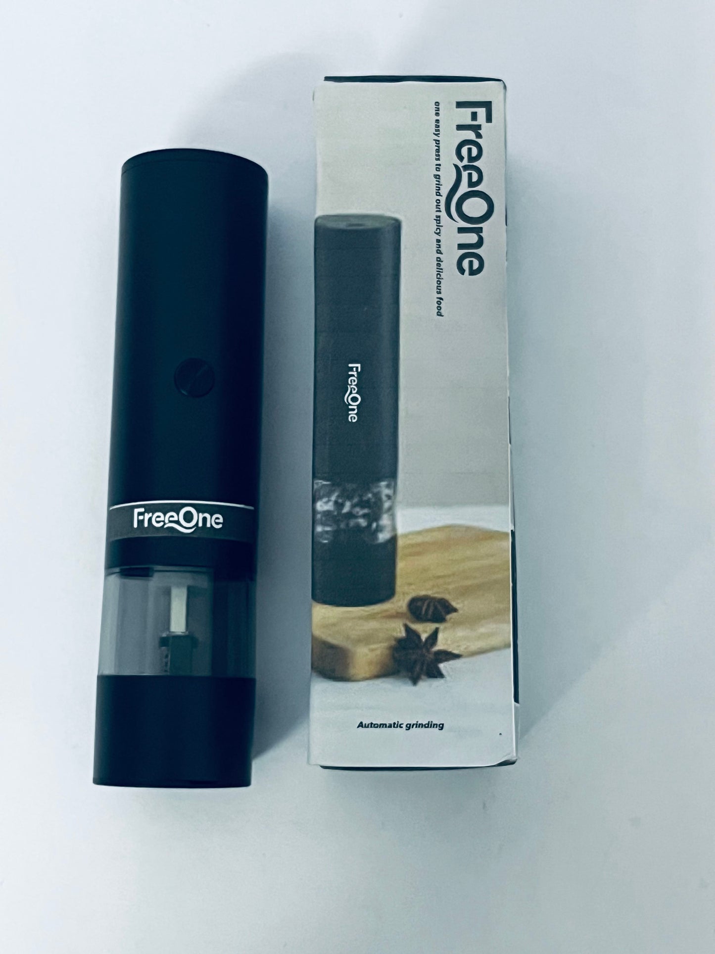 FreeOne Rechargeable Automatic Pepper Mill Grinder Adjustable Coarseness shakers, One-Hand Operation