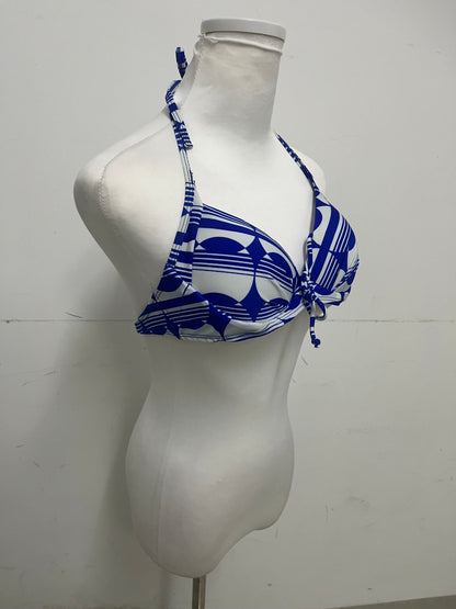 【Freefoal Blue & White Geometric Halter Swimsuit Top】—— Stylish & Adjustable Swimwear for Beach Days