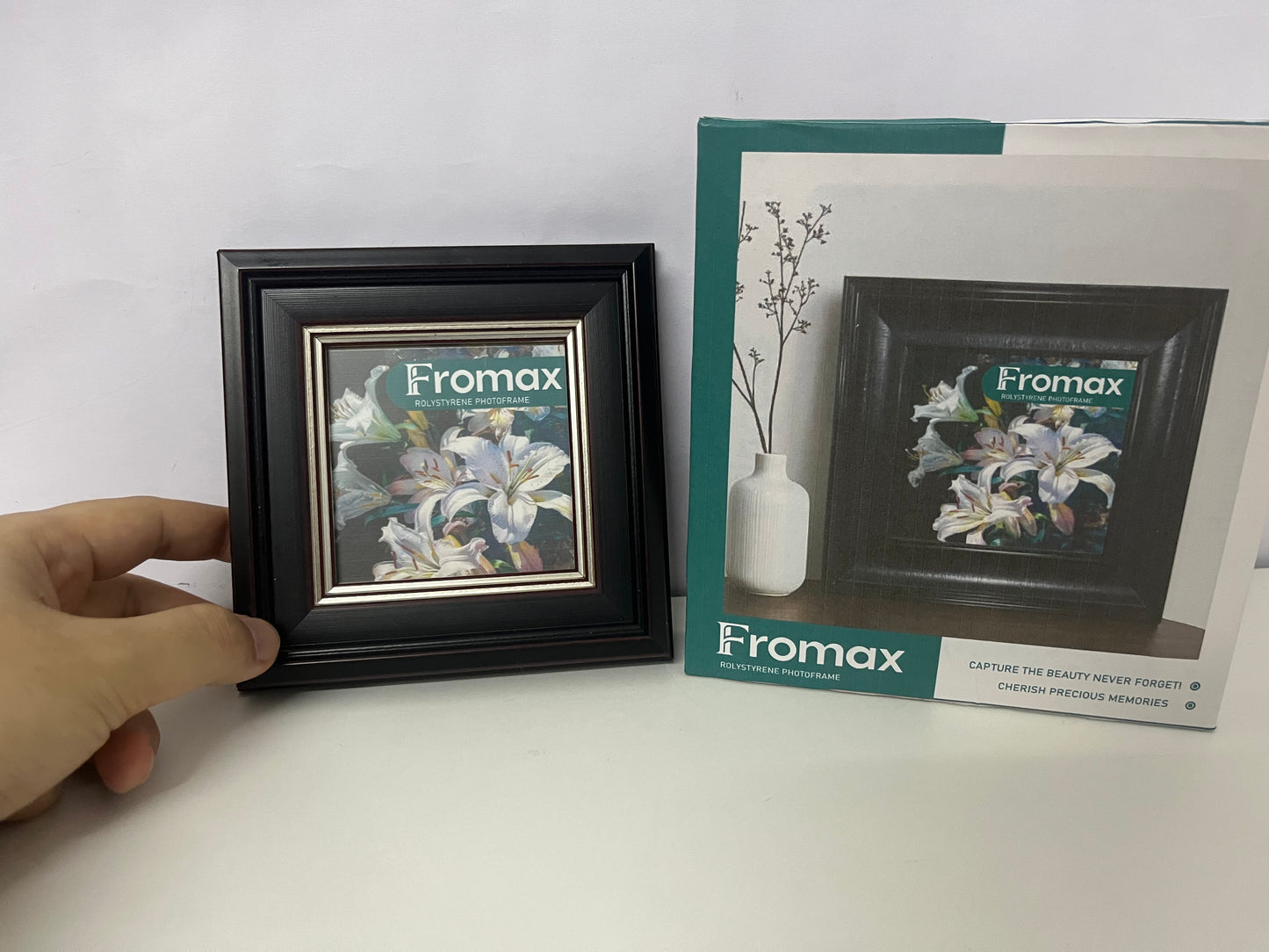 [Fromax Picture frames]——Vintage Black & Gold Photo Frame - Luxury Tabletop & Wall-Mountable Display Frame
