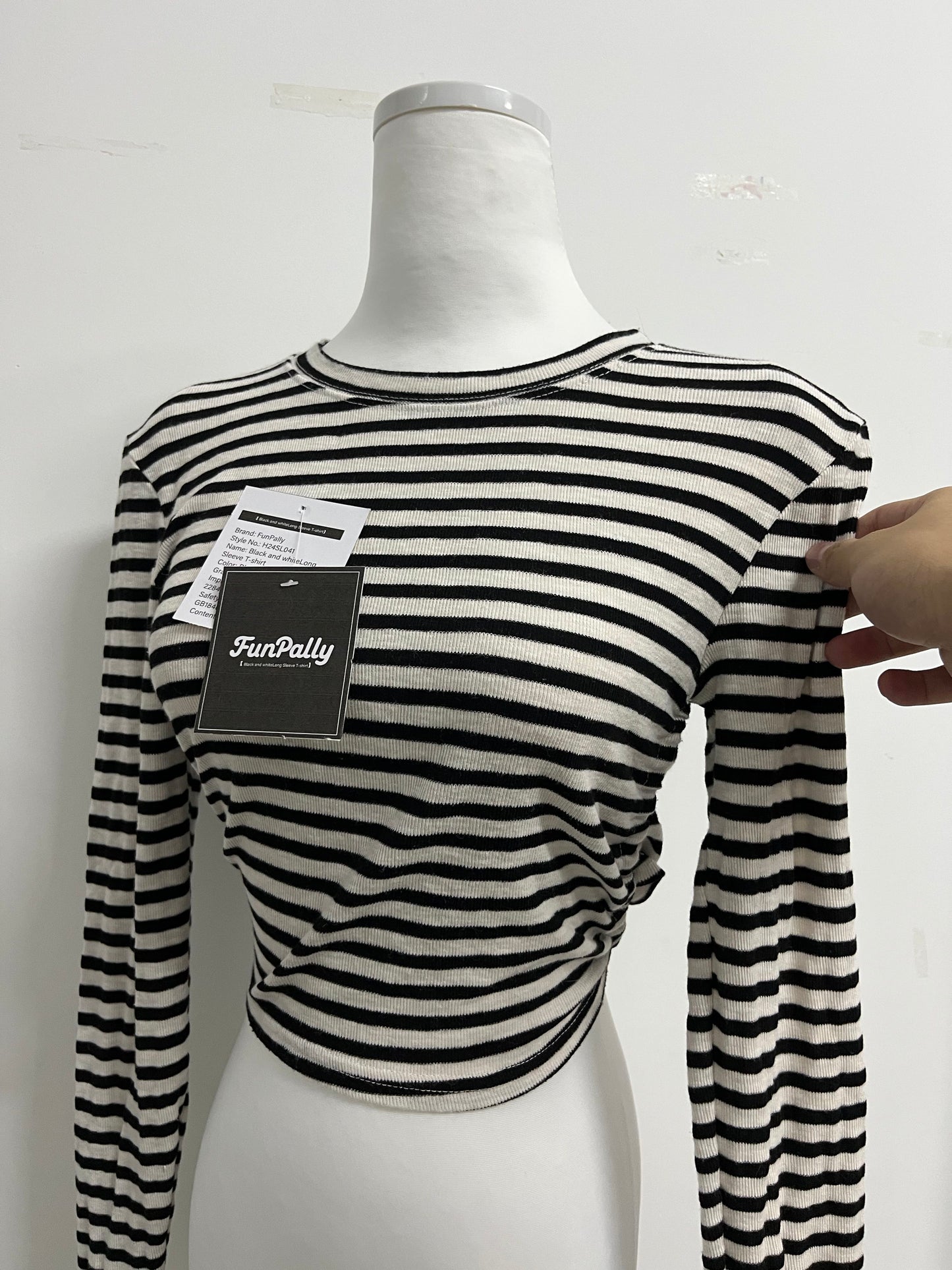 FunPally Women's Long Sleeve Tops Crew Neck Striped Shirts Casual Tunic Fall Trendy Outfits