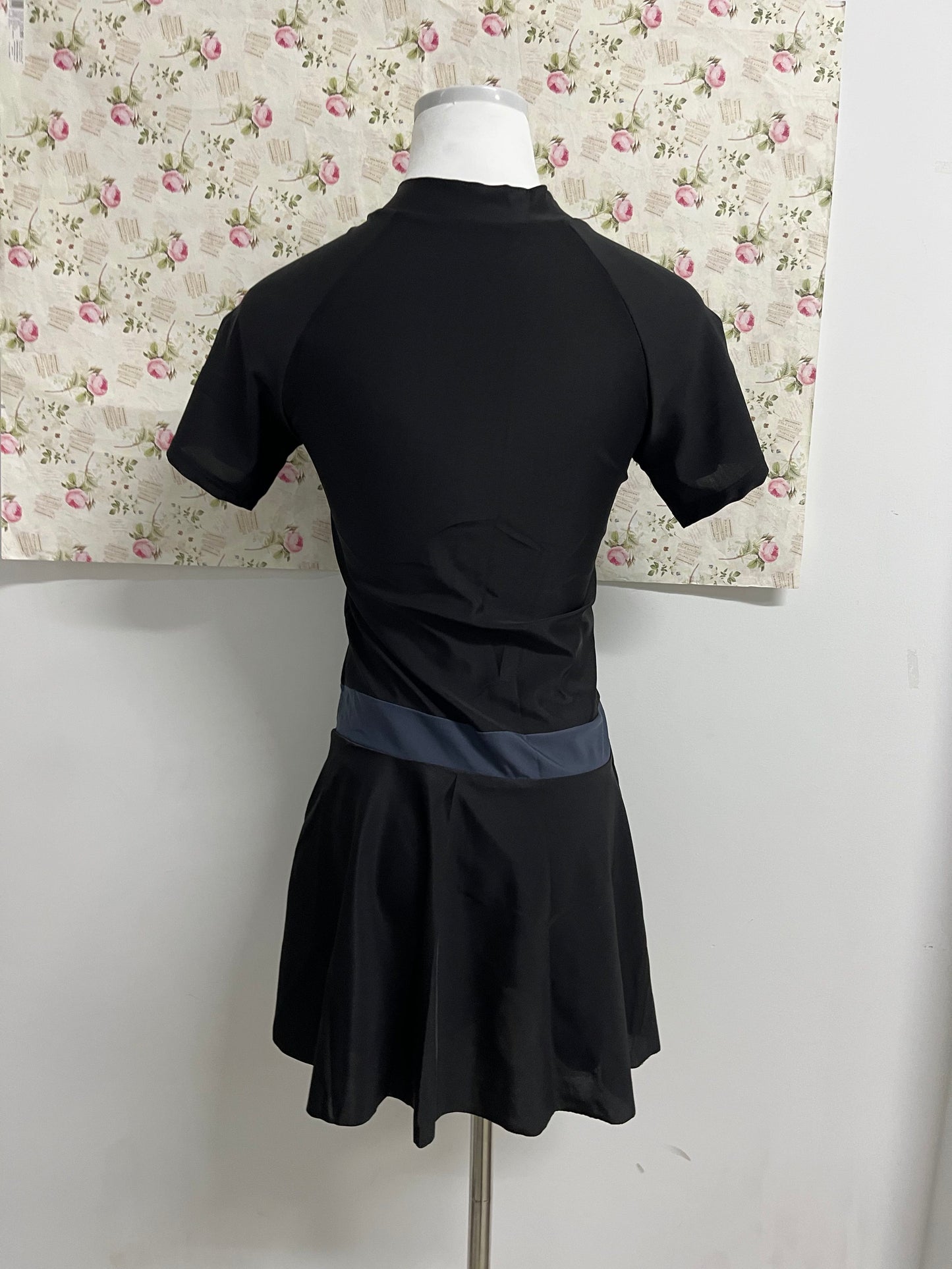 FunPally Women Short Sleeve One Piece Rash Guard Modest Swimsuits Dress Zipper Bathing Suit Skirt with Short UPF 50+