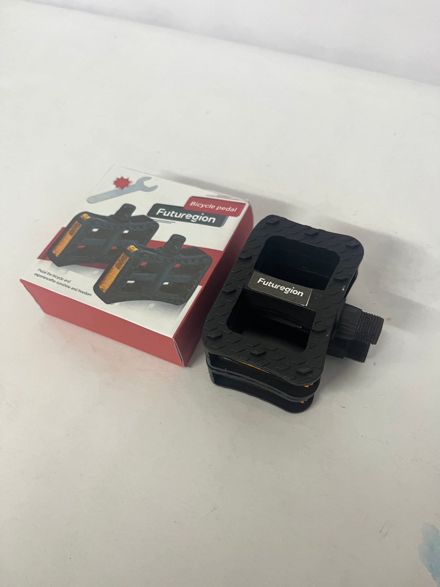 Futuregion Bicycle Pedals | Elevate Your Riding Experience with Stability & Comfort
