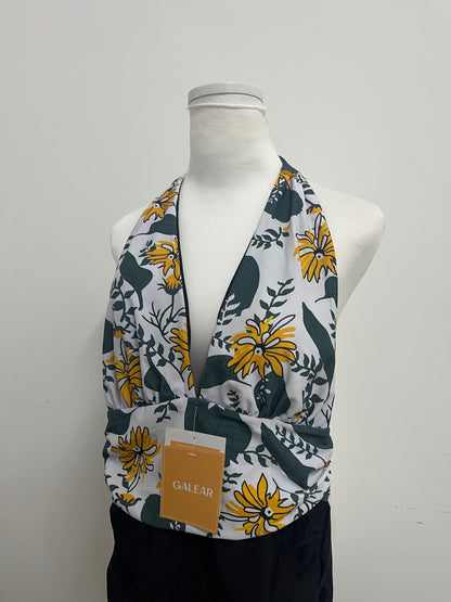 【GALEAR Floral Print Two-Piece Swimsuit】—— Stylish & Flattering Beachwear Choice
