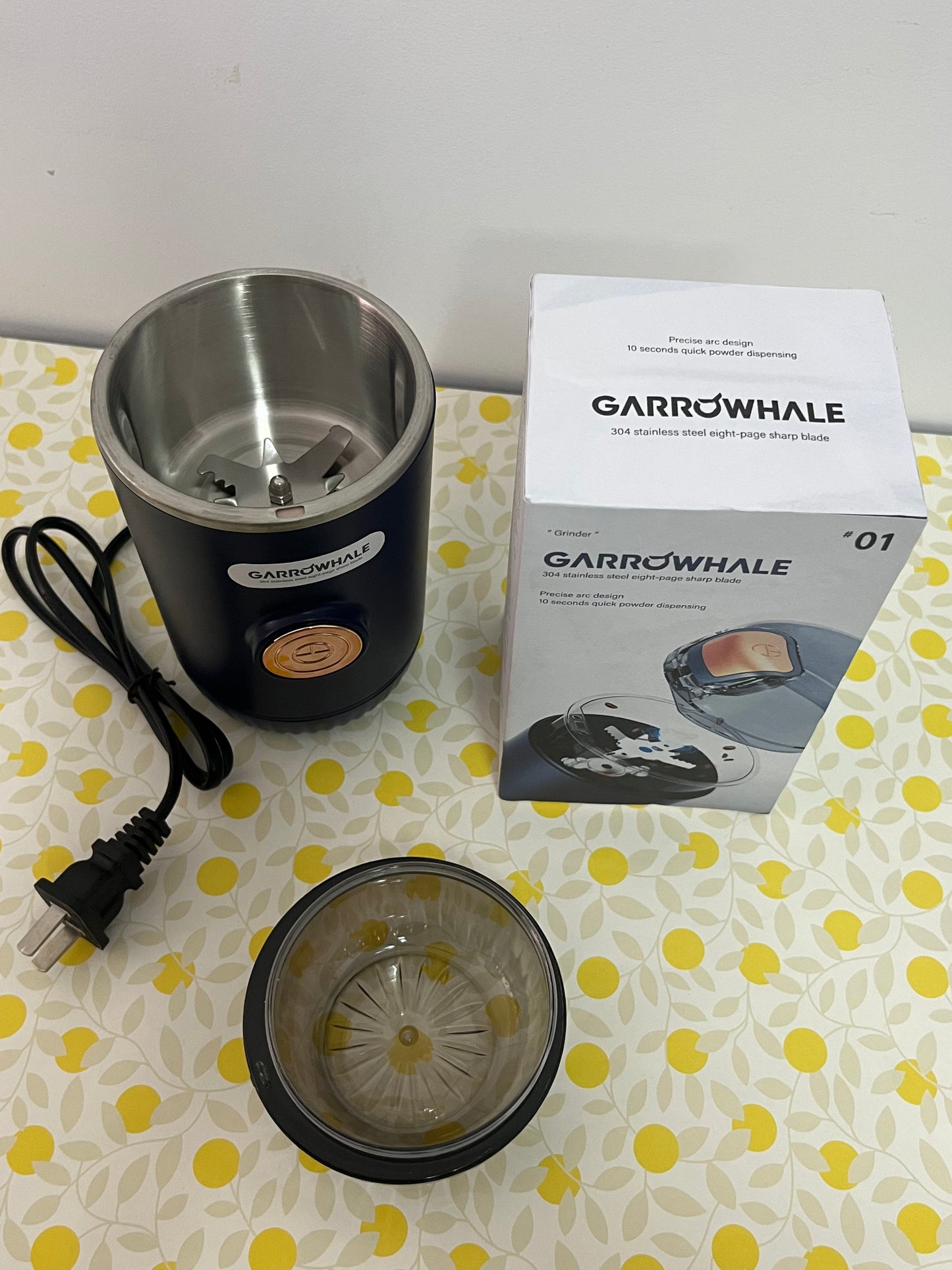 GARROWHALE Lapping machines  Electric Spice and Herb Grinder, Dry Herb Mini Electric Grinder Compact Size with 1.7oz/50ml Herb Jar and Spoon Tool