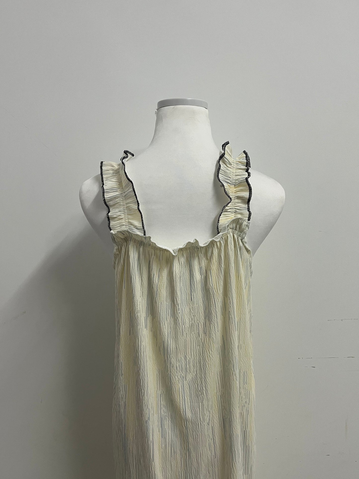 【GIRLQUEEN Striped Ruffled Nightdress】—— Sweet & Comfortable Sleepwear for Daily Lounging