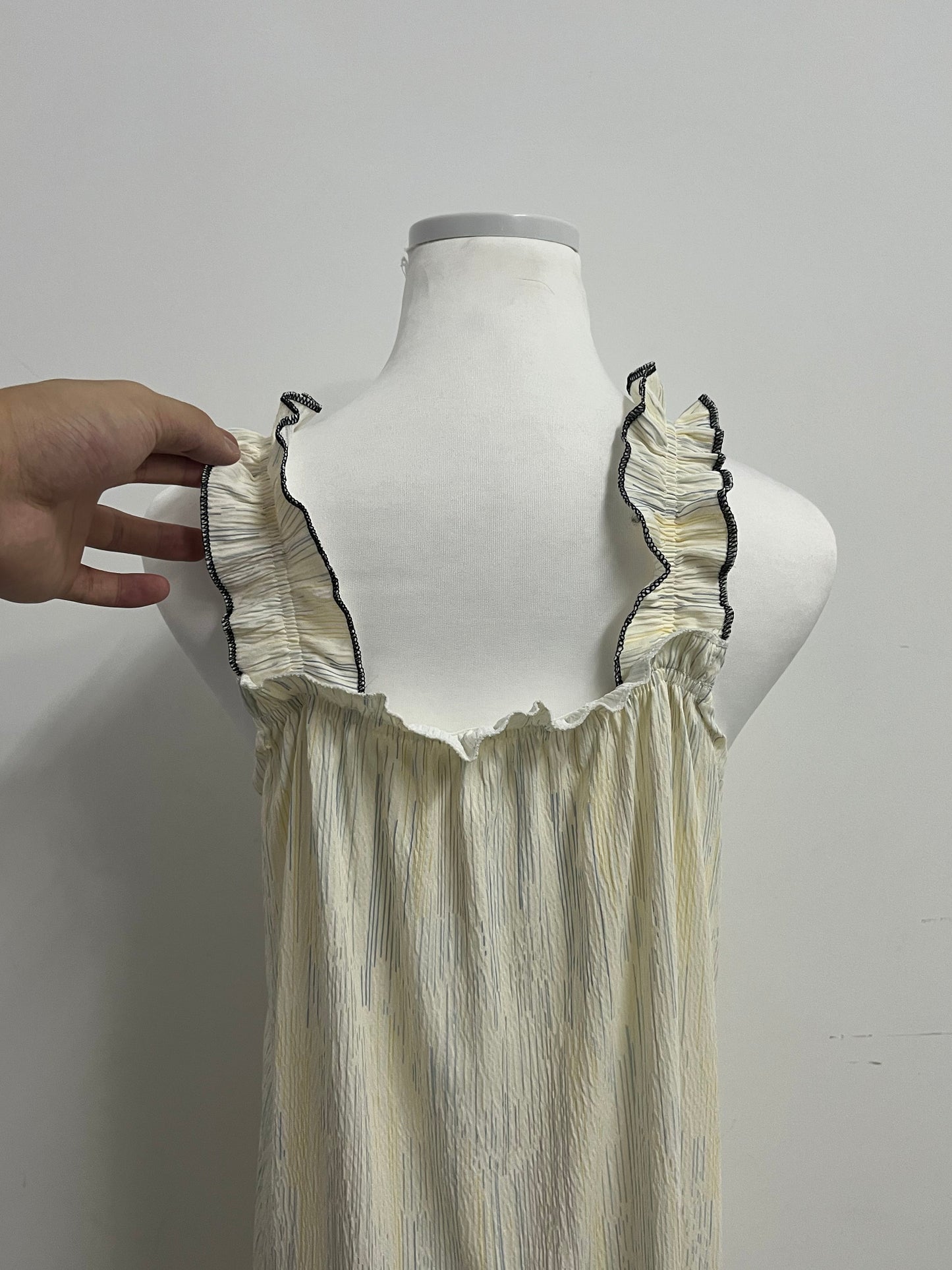 【GIRLQUEEN Striped Ruffled Nightdress】—— Sweet & Comfortable Sleepwear for Daily Lounging