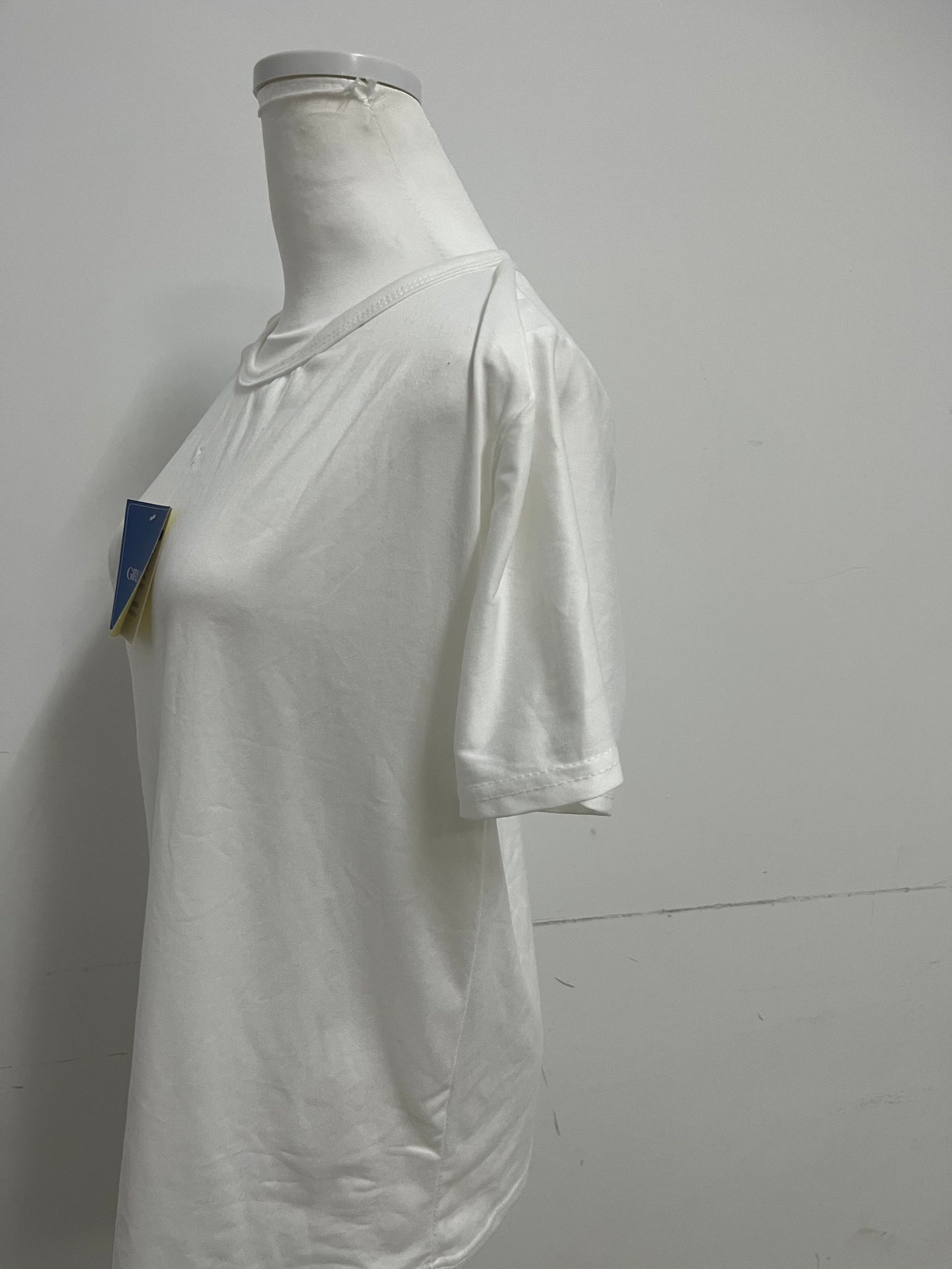 GIRLUCKY White Cotton T-Shirt | Minimalist & Versatile, Skin-Friendly & Comfortable, A Must-Have for Daily Wear