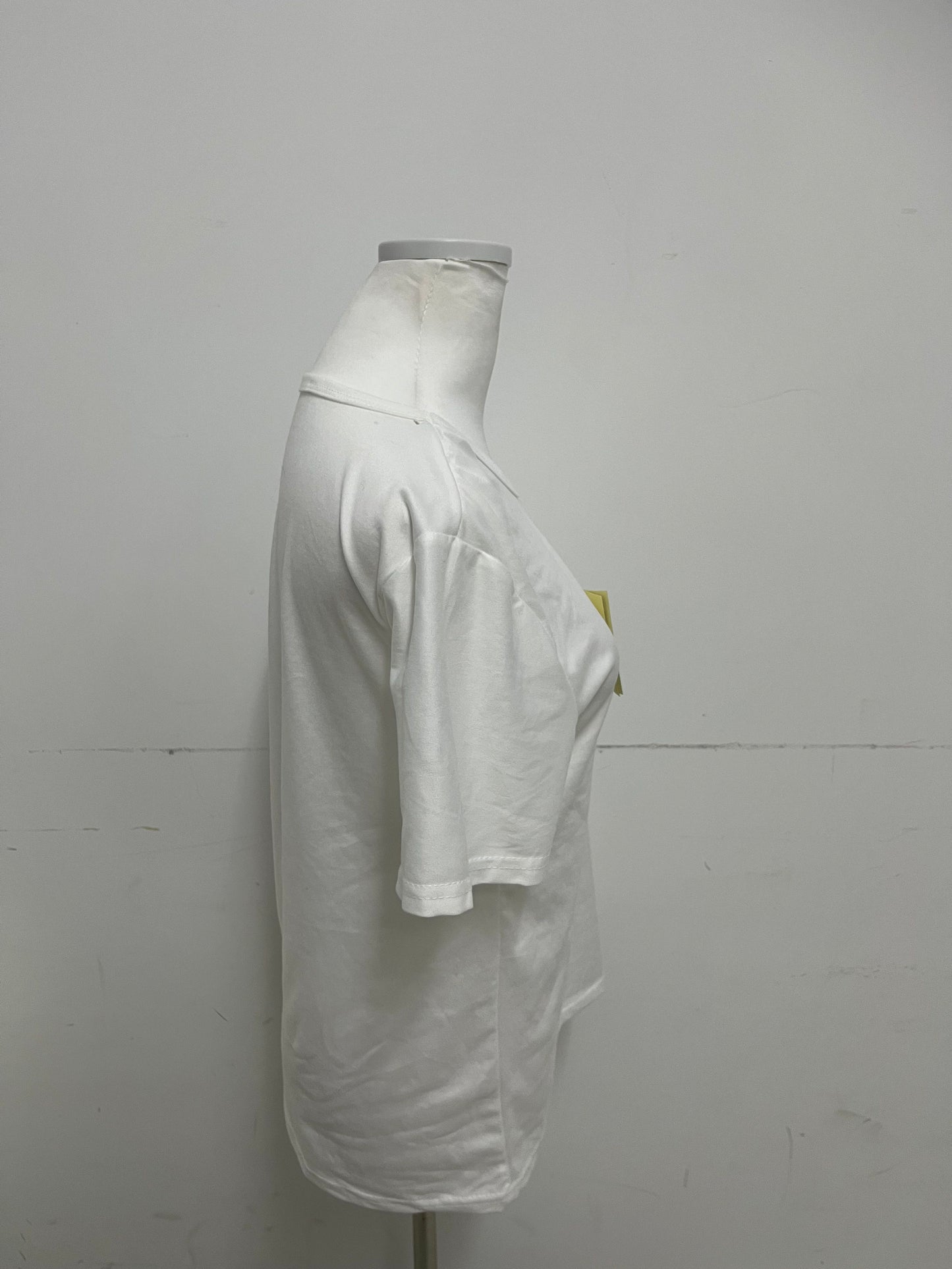 GIRLUCKY White Cotton T-Shirt | Minimalist & Versatile, Skin-Friendly & Comfortable, A Must-Have for Daily Wear