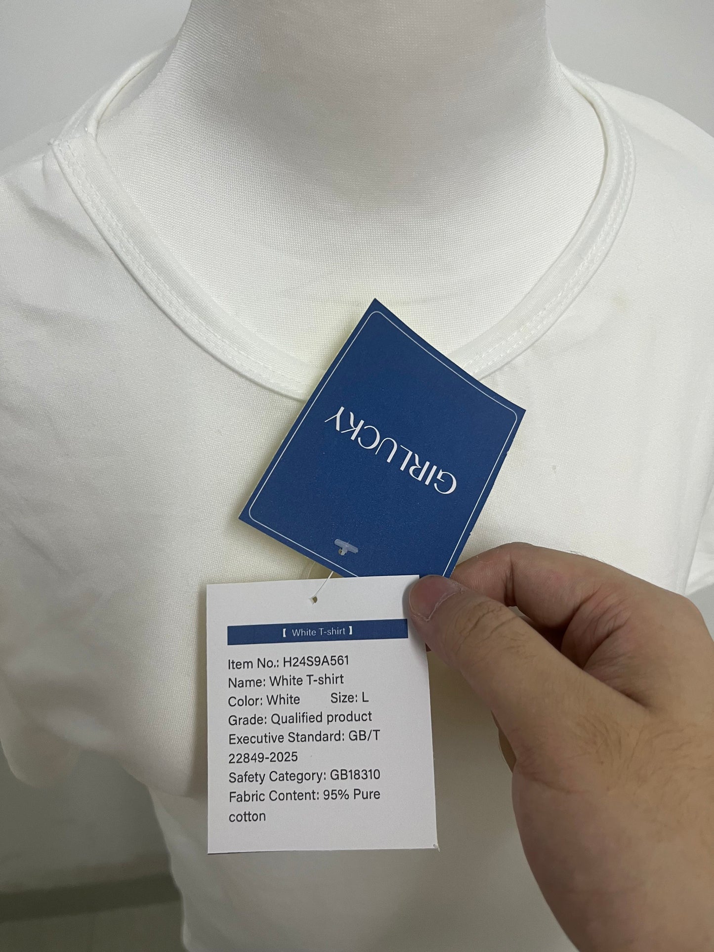 GIRLUCKY White Cotton T-Shirt | Minimalist & Versatile, Skin-Friendly & Comfortable, A Must-Have for Daily Wear