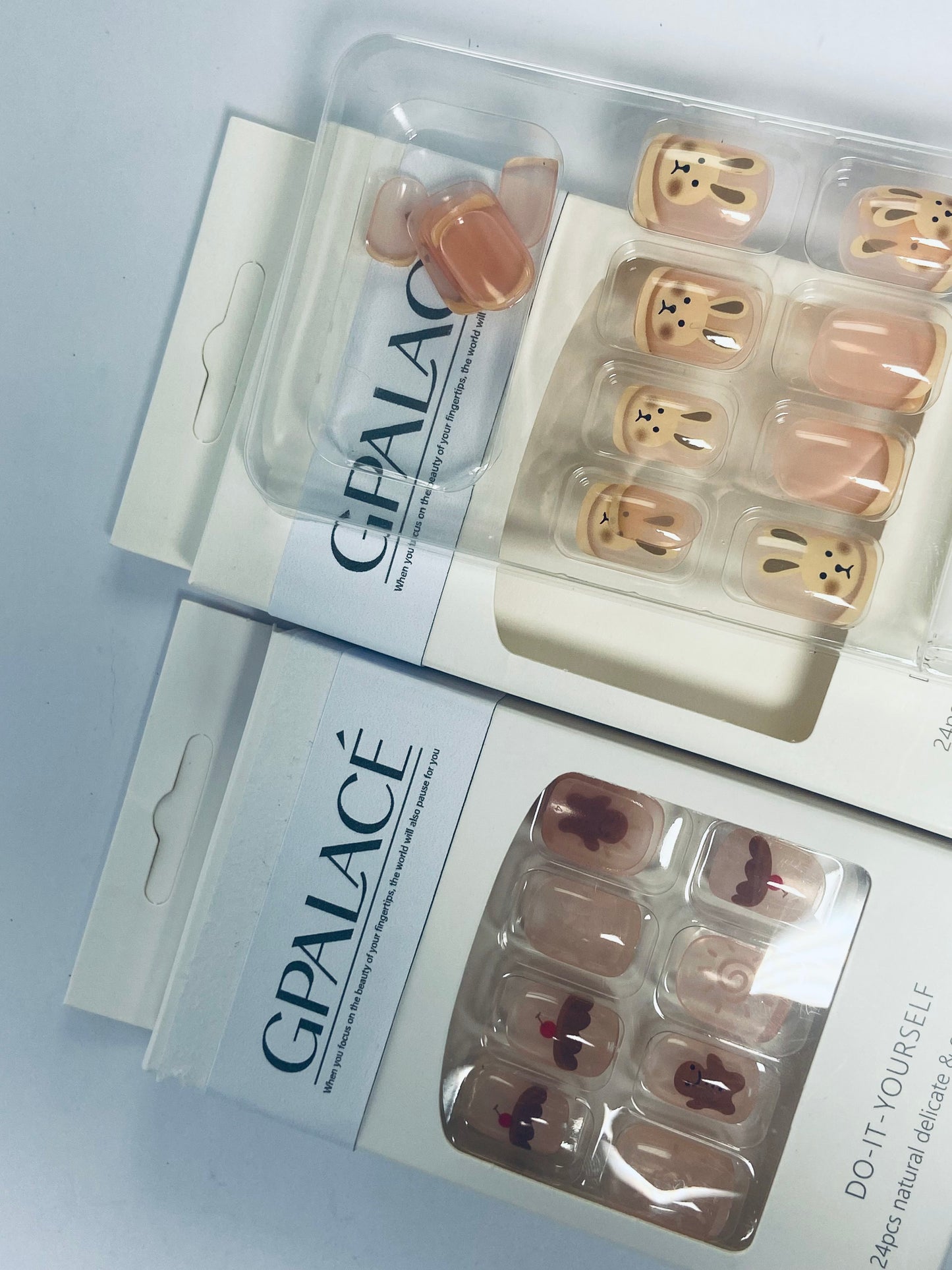 GPALACÉ Cute Animal Artificial Fake Nails, Medium Length Press on Nails,Full Cover False Nails Kits for Women Girls, Rabbit Nails Design