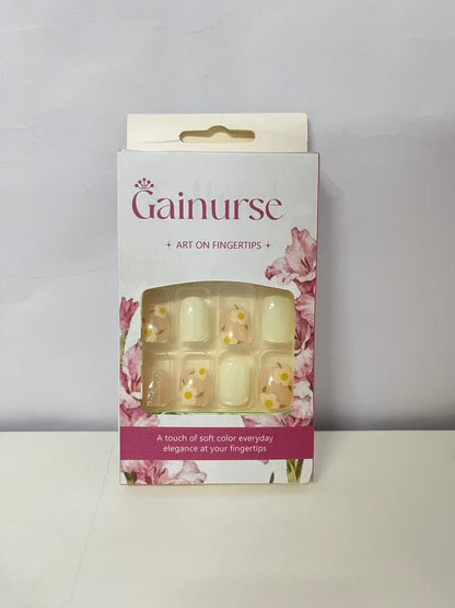 Gainurse Soft Yellow Daisy Fake Nail Tips - Fresh Sweet Girl Style Press-On Nails (With Jelly Adhesive)