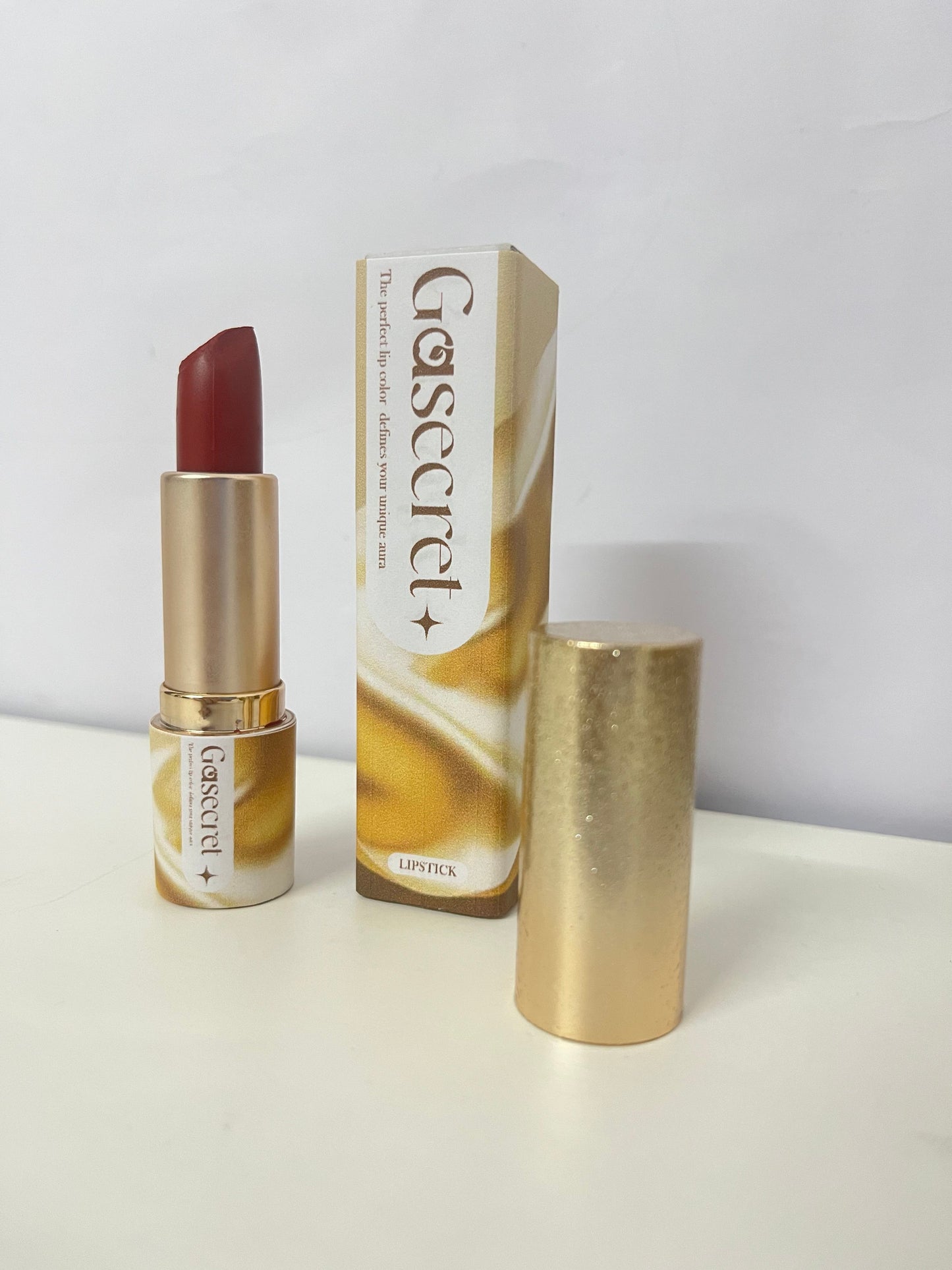 Gasecret Warm Brown Red Velvet Texture Lipstick - Long-Lasting Whitening Matte Lipstick