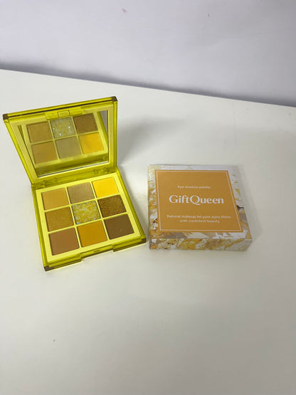 GiftQueen Floral Eyeshadow Palette, Blue & White Flower Design, Matte/Pearl/Shimmer Multi-Textures, Highly Pigmented Long-Lasting Easy to Blend