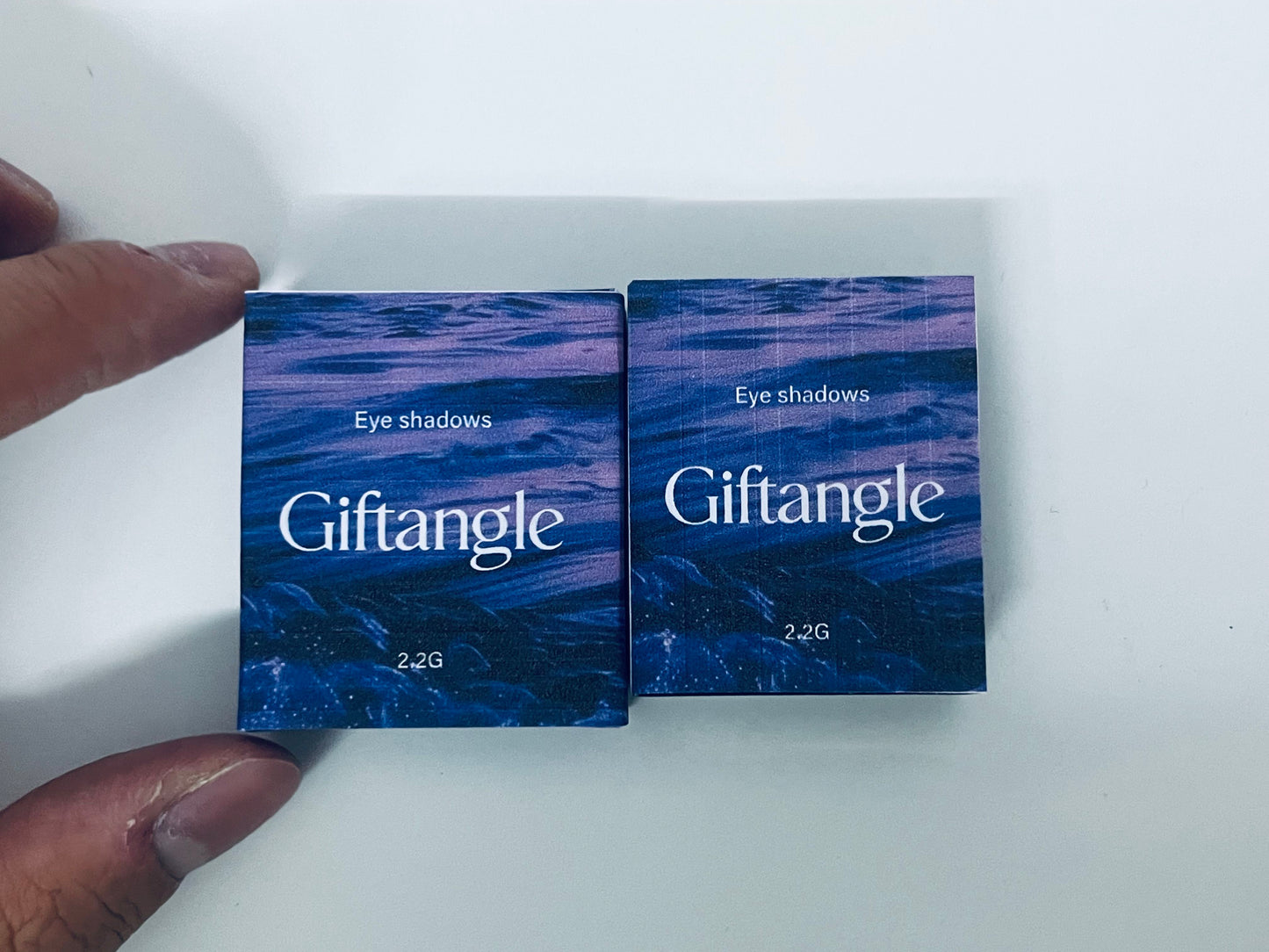 【Giftangle Single-Pan Eyeshadow (Code 226)】—— Glamorous Shimmer for Eye Makeup