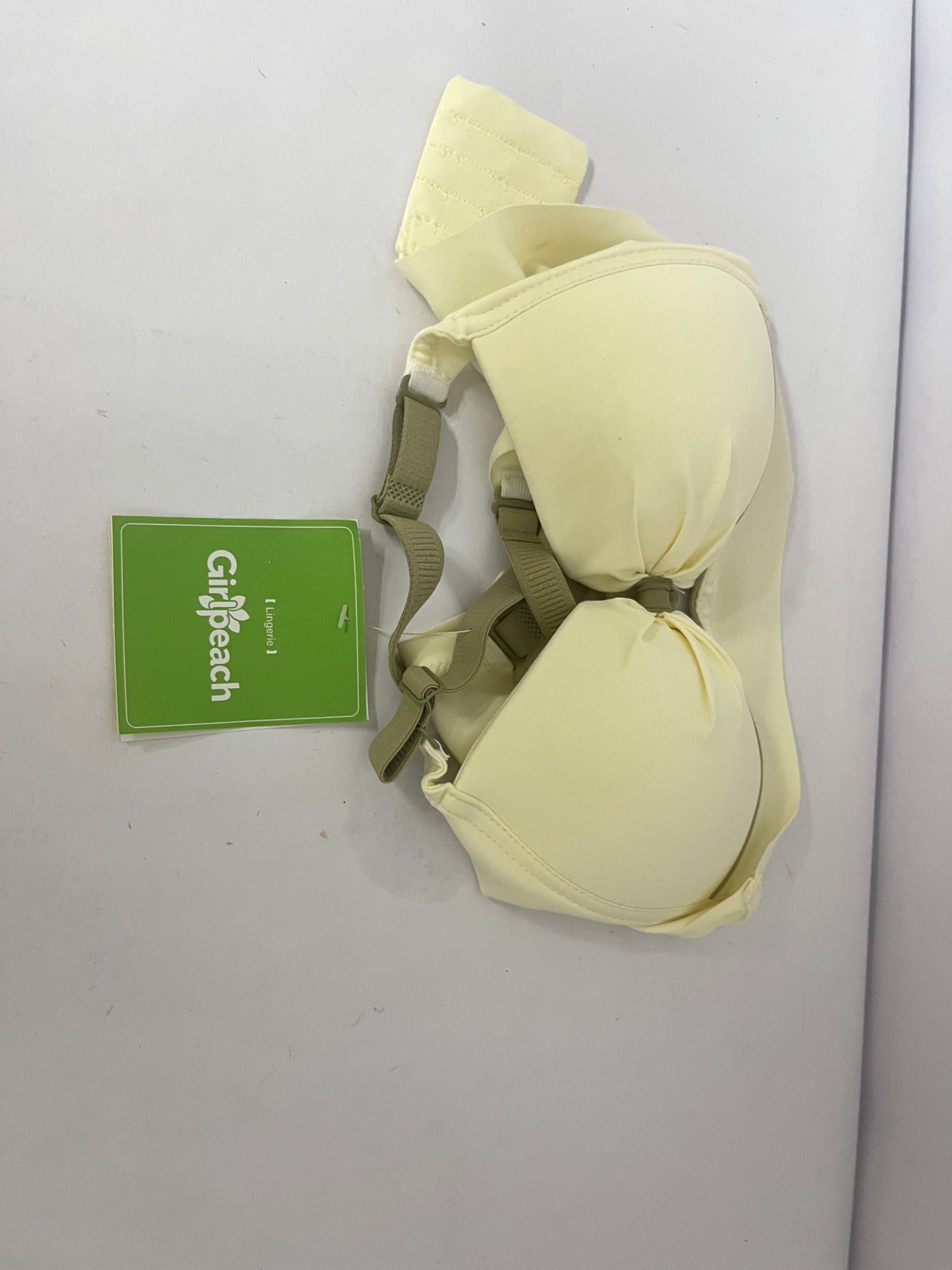 Girlpeach  Bras for Women Molded Cup Comfort Seamless Push up No Underwire V-Neck Everyday Bra A to D Cup