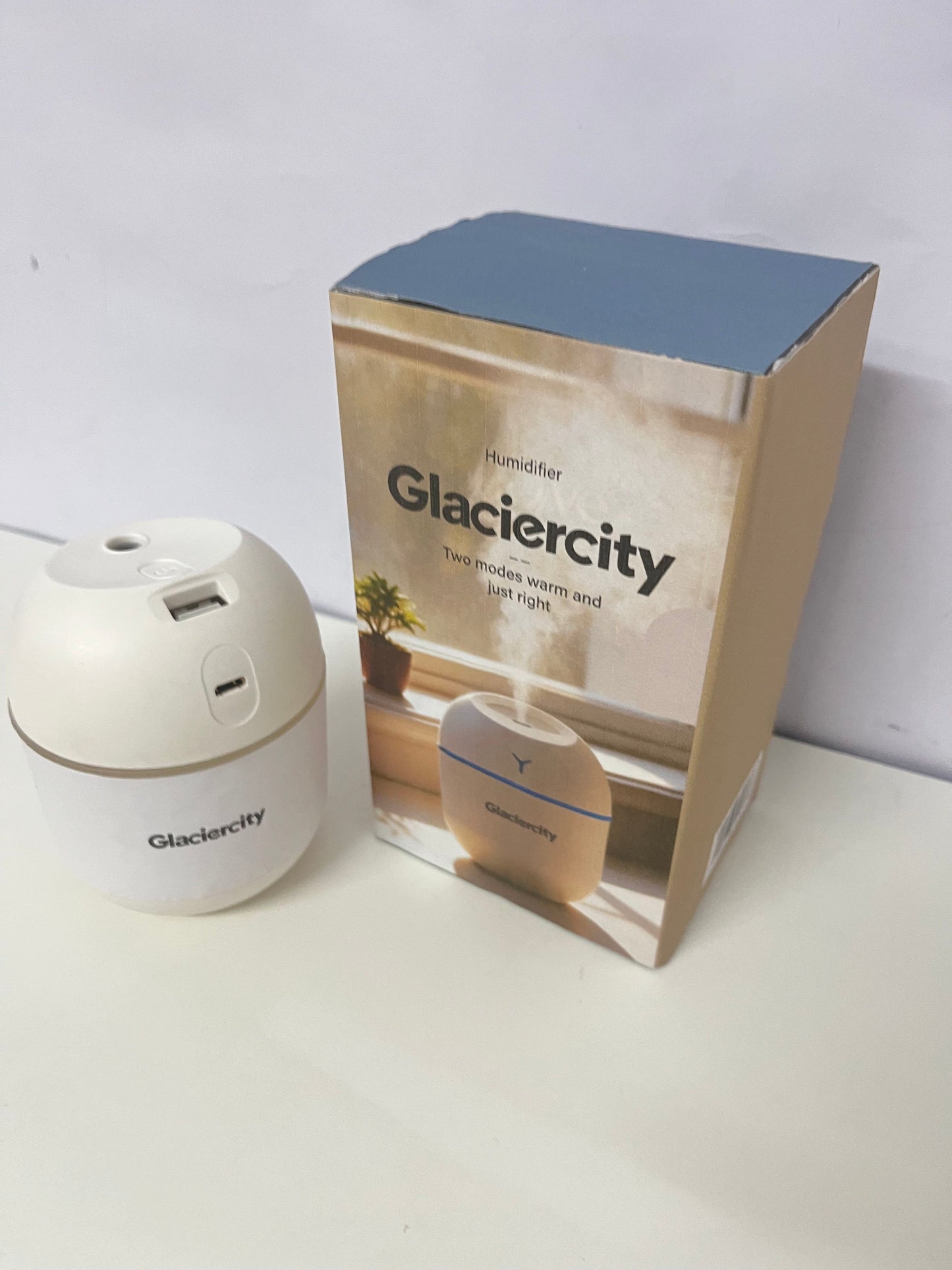 [Glaciercity Humidifiers]——Mini Humidifier - Silent High Mist Desktop Hydration Device