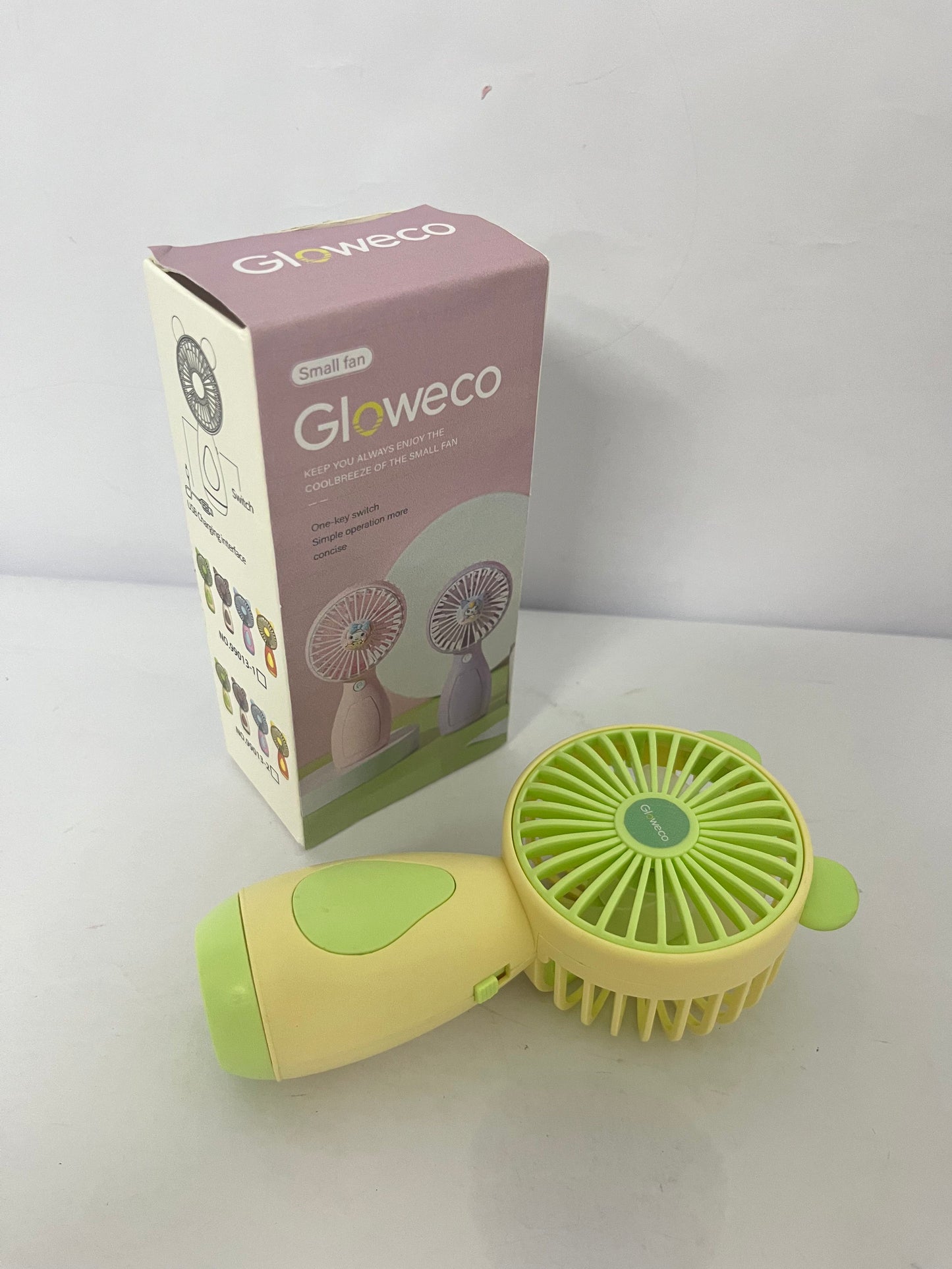 Gloweco Portable Hand held Misting Fan, Small Personal 2000mAh USB Rechargeable Battery Operated Spray Fan Mister with Water Tank Mist Lash 3 Speed Strong Cooling Wind for Travel Office Outdoors,blue